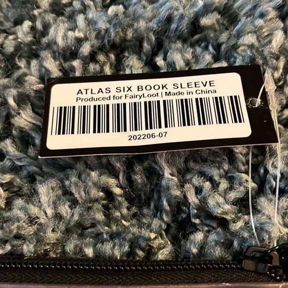 The Atlas Six Fairyloot Book Sleeve - Picture 4 of 4